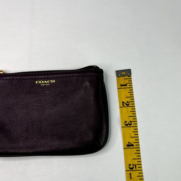 Coach Legacy Purple Soft Leather Wristlet Wallet Gold Designer Pendant Womens - Picture 10 of 10